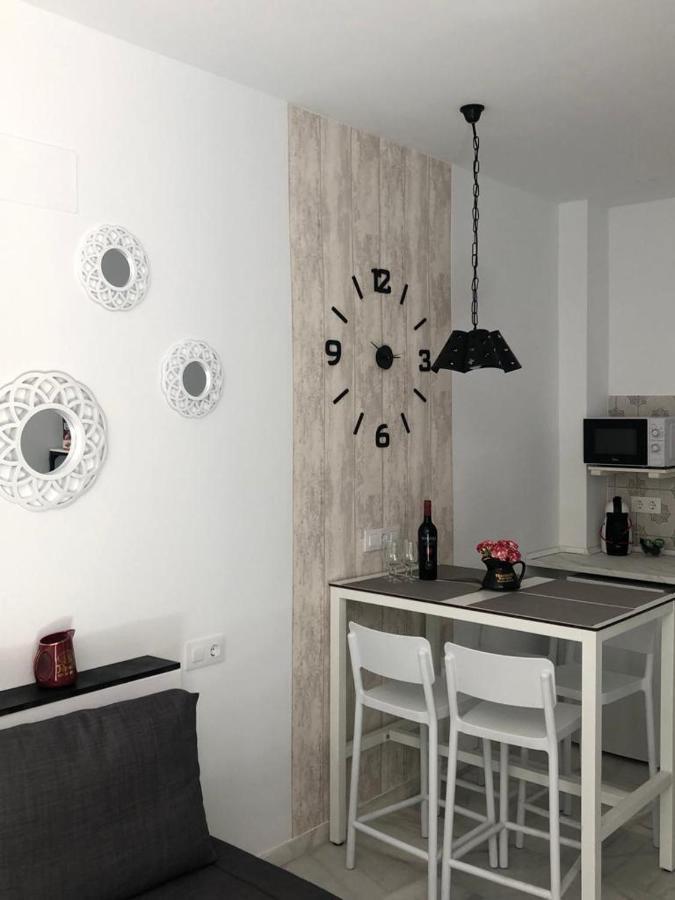Allo Apartments "Real Escuela" Centro Loft Jerez de la Frontera Exteriér fotografie